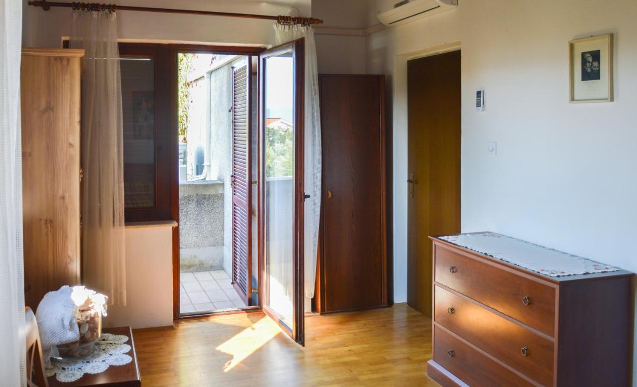 Apartment Zoja Pinezići Eksteriør billede