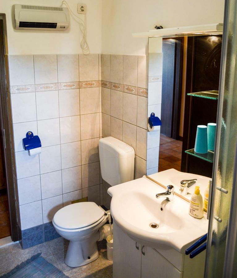 Apartment Zoja Pinezići Eksteriør billede