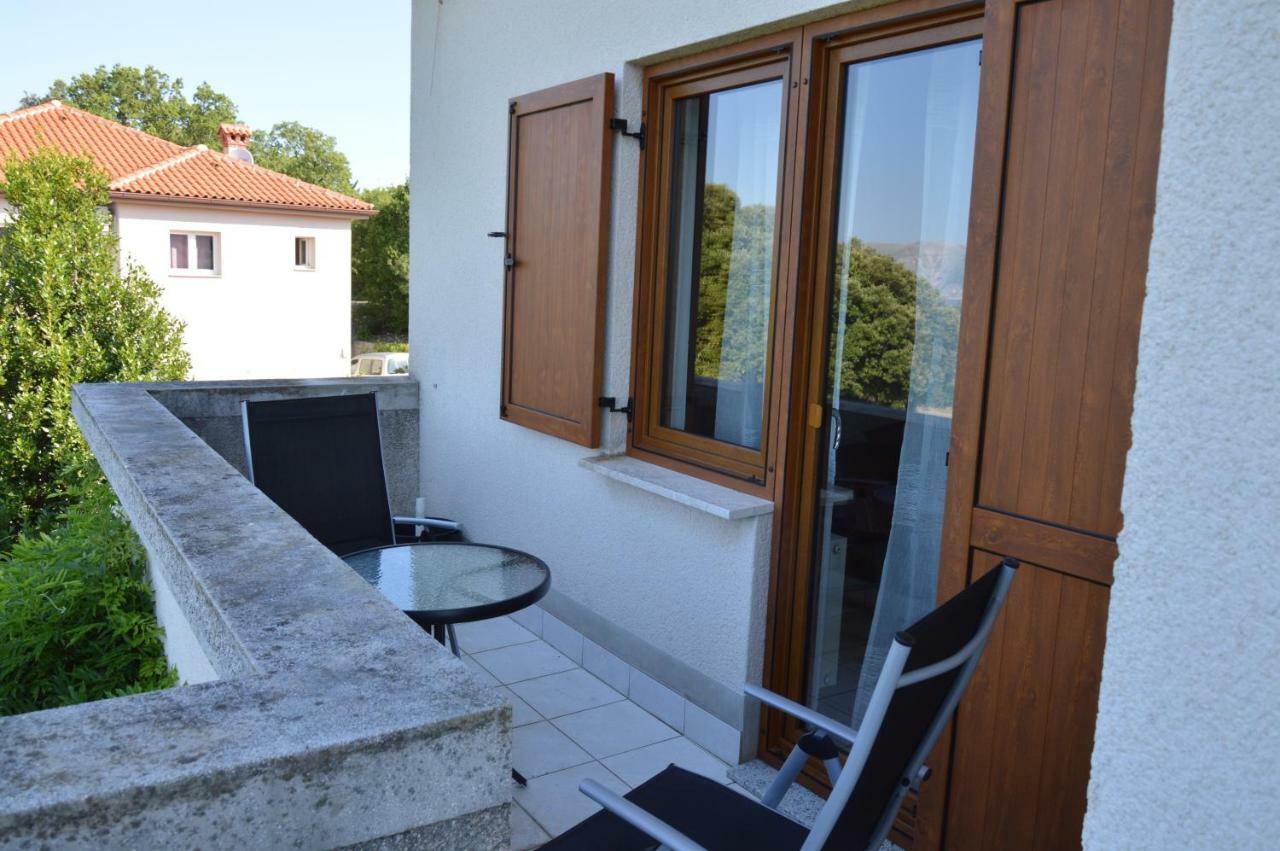 Apartment Zoja Pinezići Eksteriør billede